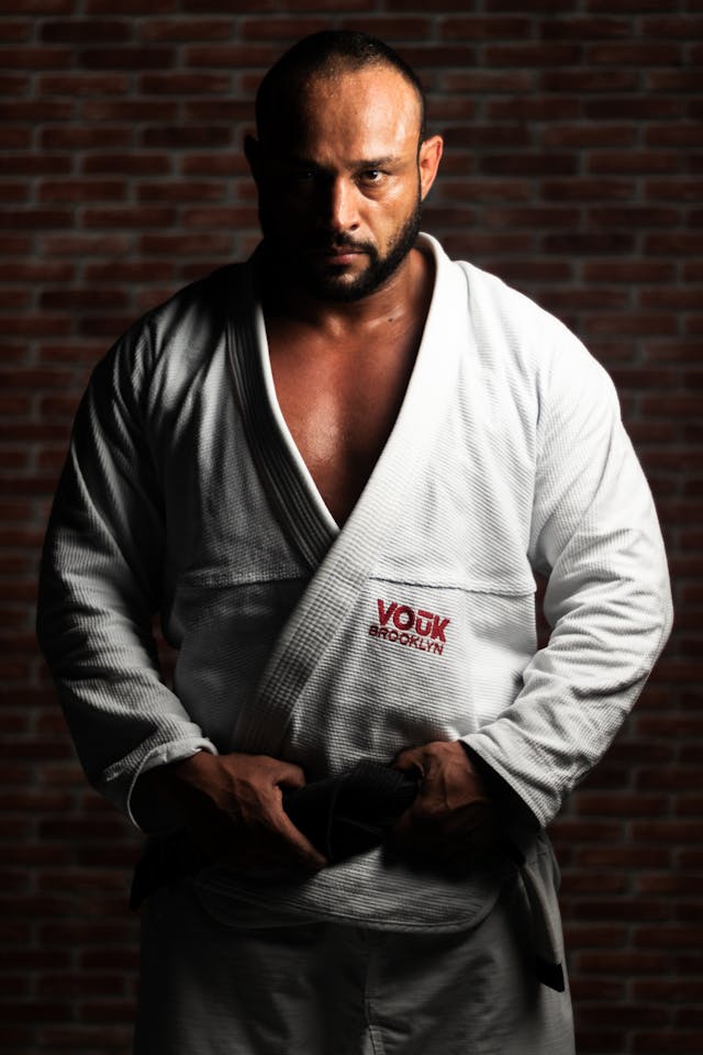 BJJ Gi: Alt du Skal Vide om Størrelse, Pasform & Materiale
